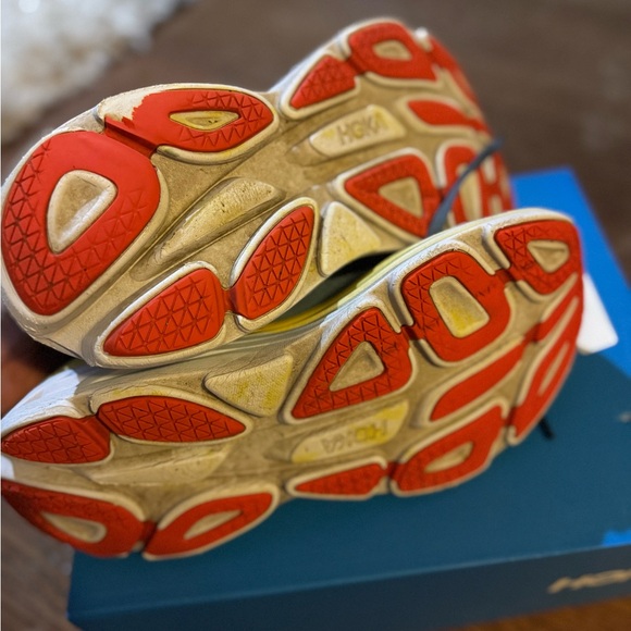 HOKA Bondi 8 - Picture 6 of 7